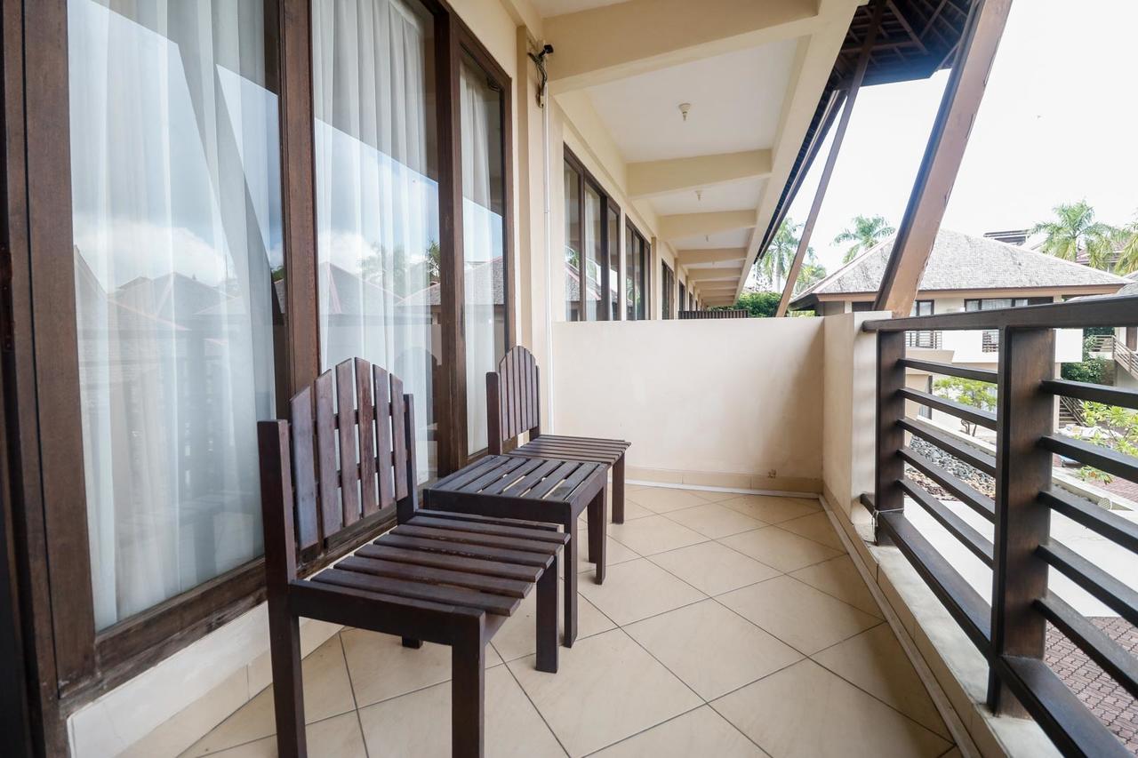 RedDoorz Premium @ Bukit Damai Indah Hotel Balikpapan  Luaran gambar