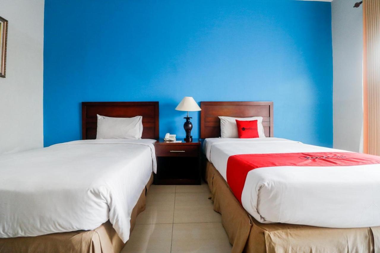 RedDoorz Premium @ Bukit Damai Indah Hotel Balikpapan  Luaran gambar